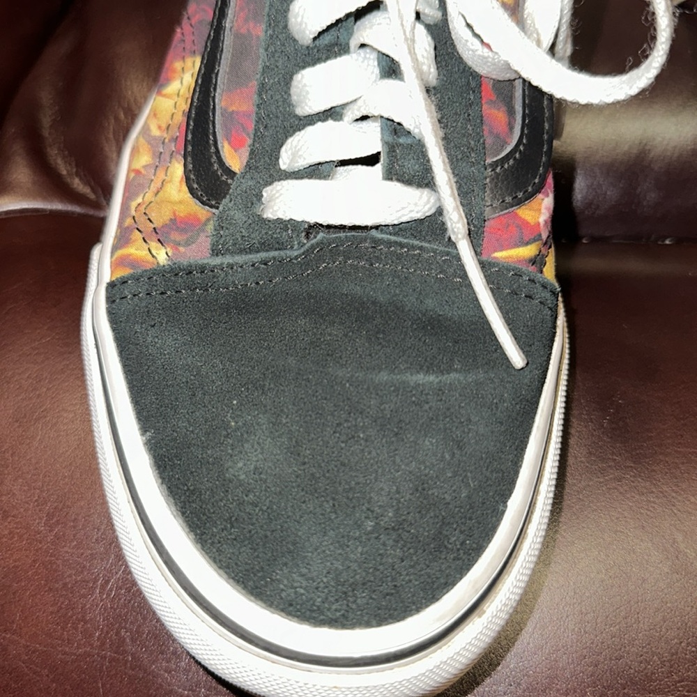 Vans Old Skool Floral & Stripe Shoes - Picture 7 of 15